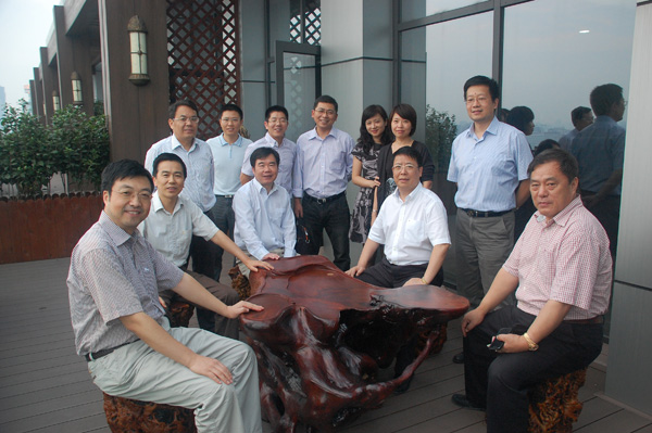 省國資委副主任戴震華、桑均堯蒞臨我司指導(dǎo)工作