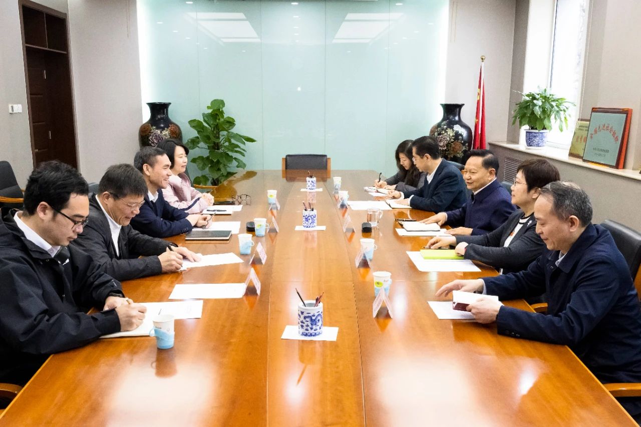 孫哲君帶隊(duì)走訪中國輕工業(yè)聯(lián)合會(huì)、中華全國手工業(yè)合作總社